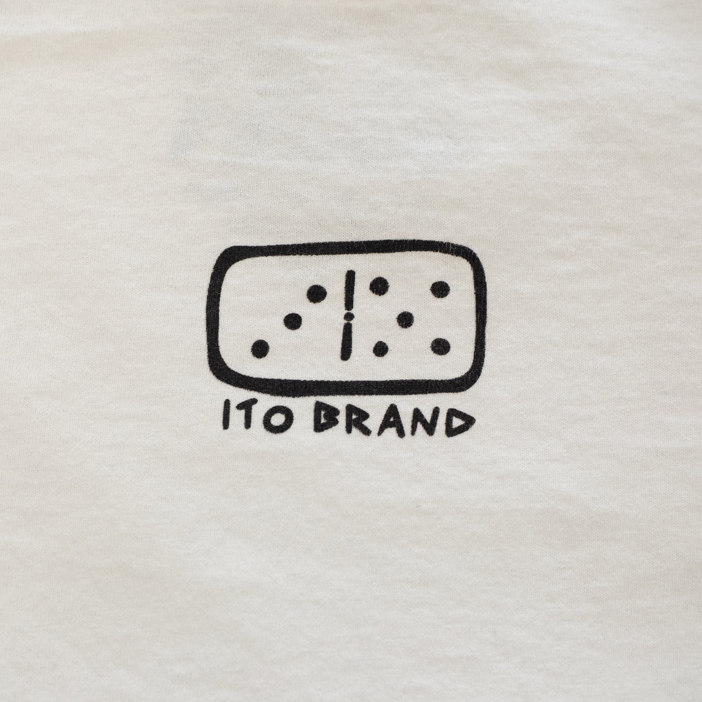 DOMINITO BOXY FIT T-SHIRT
